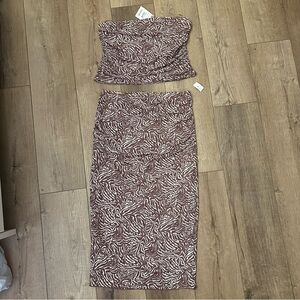 Kirious tube skirt and matching tube top